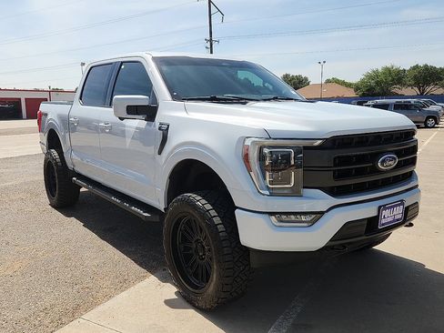Used 2021 Ford F150 Lariat w/ Equipment Group 502A High AWD/4WD image 4