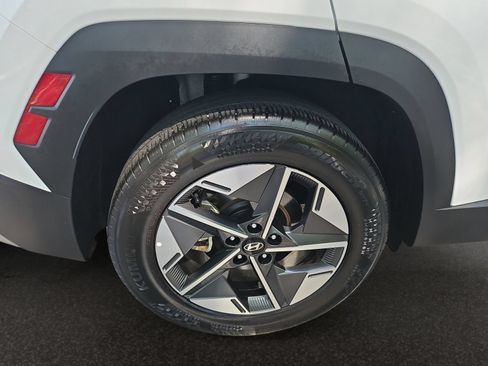 Used 2025 Hyundai Tucson SEL FWD image 43