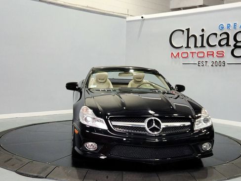 Used 2009 Mercedes-Benz SL 550 image 2