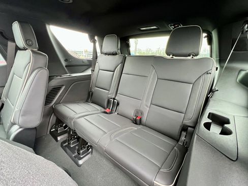 New 2026 GMC Yukon Elevation AWD/4WD image 25