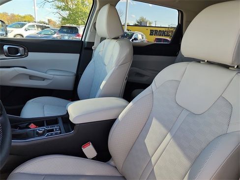 New 2026 Kia Sorento S image 14
