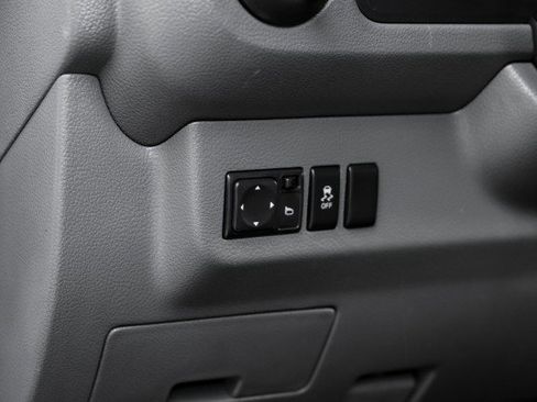 Used 2020 Nissan NV 2500 SV image 21