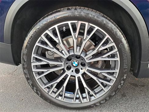 Used 2025 BMW X5 sDrive40i w/ Premium Package image 7