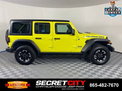 Used 2024 Jeep Wrangler Unlimited Rubicon 4xe AWD/4WD image 8