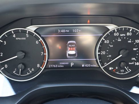 Used 2023 Nissan Rogue SV FWD image 9
