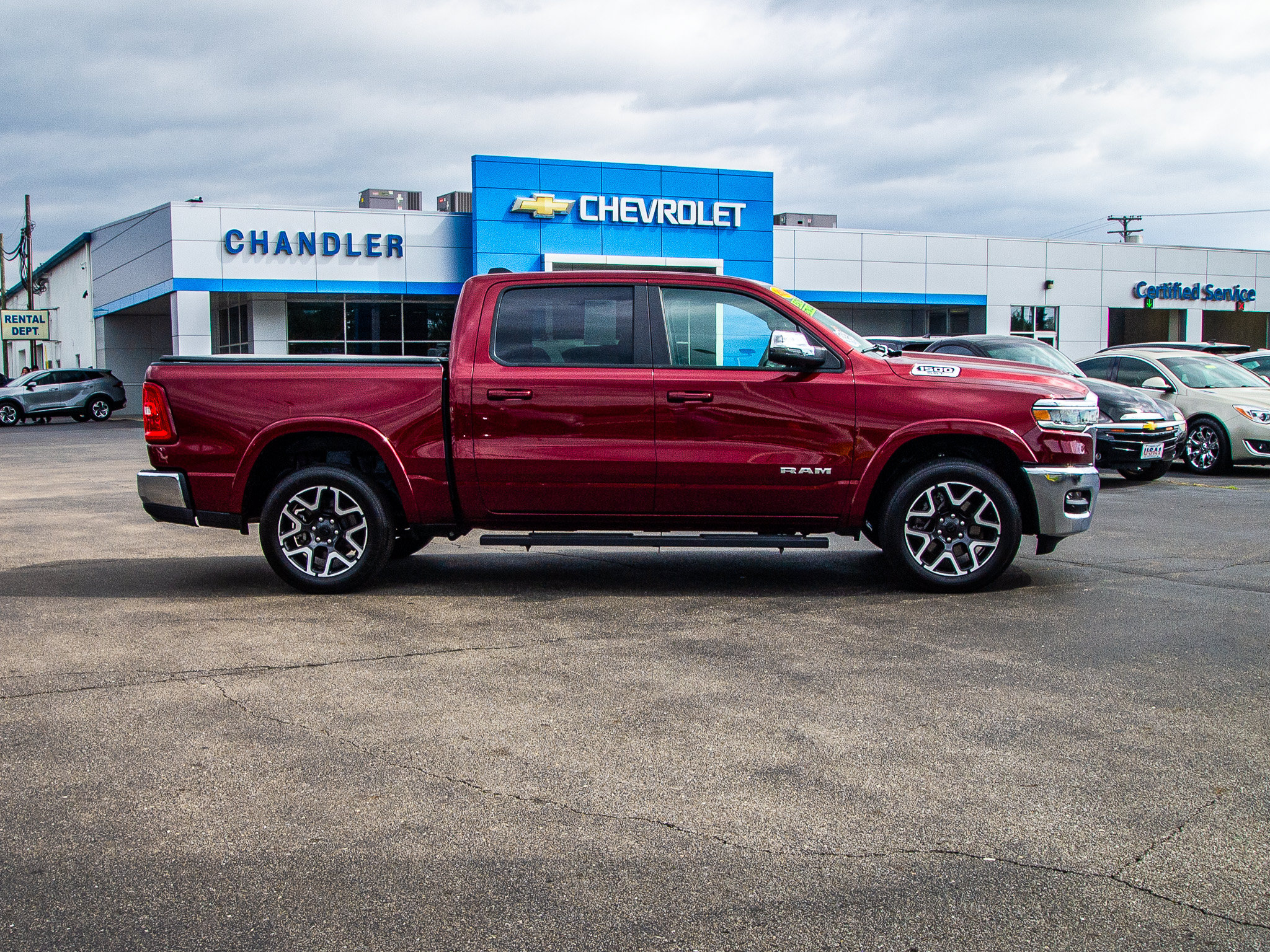 Used 2025 RAM 1500 Laramie w/ Bed Utility Group AWD/4WD image 8
