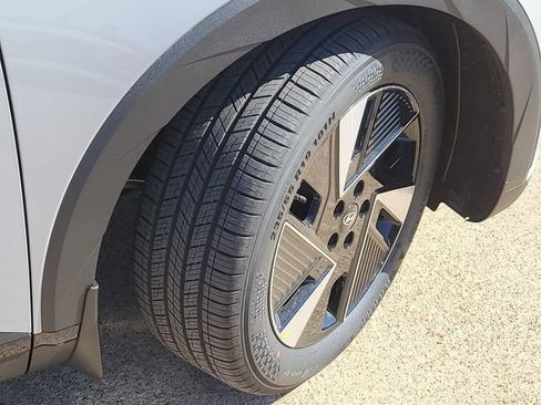 New 2026 Hyundai Ioniq 5 SE image 5