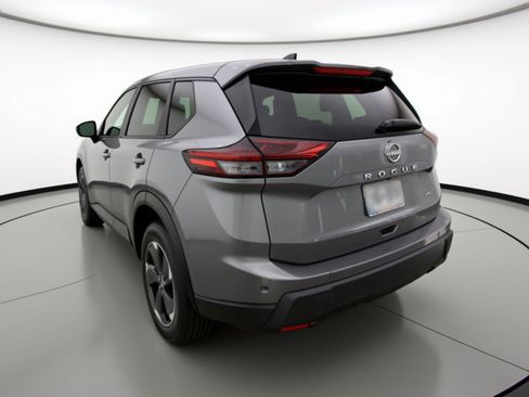 Used 2025 Nissan Rogue SV AWD/4WD image 6