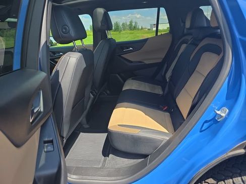 Used 2025 Chevrolet Equinox ACTIV w/ Safety and Technology Package AWD/4WD image 29