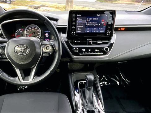 Used 2021 Toyota Corolla SE image 14