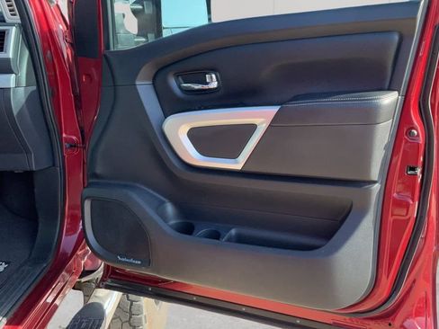 Used 2017 Nissan Titan PRO-4X w/ Pro-4x Convenience Package AWD/4WD image 49