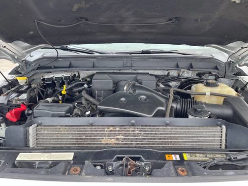 Used 2011 Ford F250 XLT w/ XLT Premium Pkg image 9