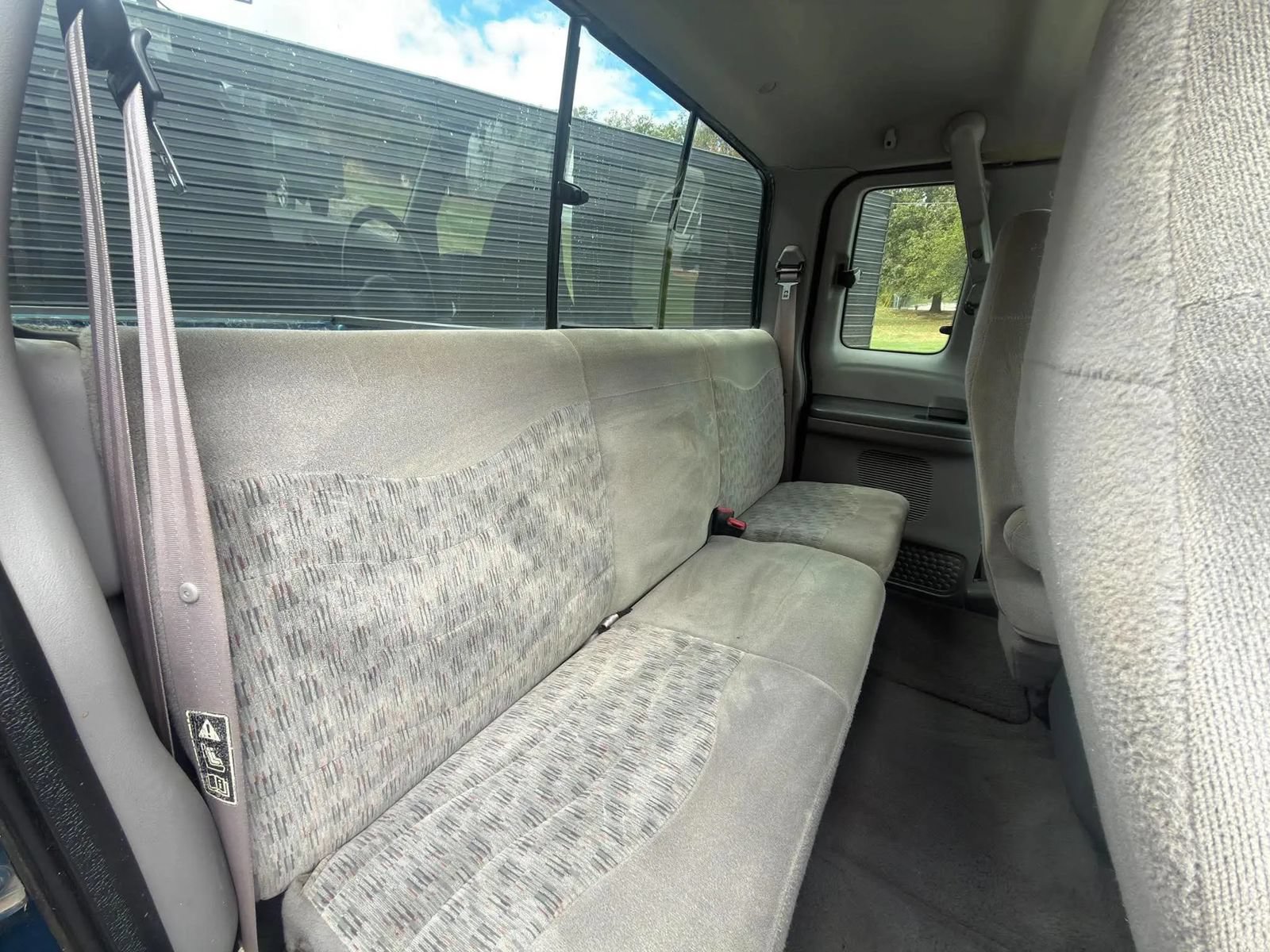 Used 2000 Ford F250 2WD SuperCab Super Duty image 16