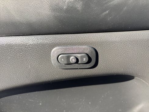 Used 2022 Jeep Grand Cherokee Limited image 26