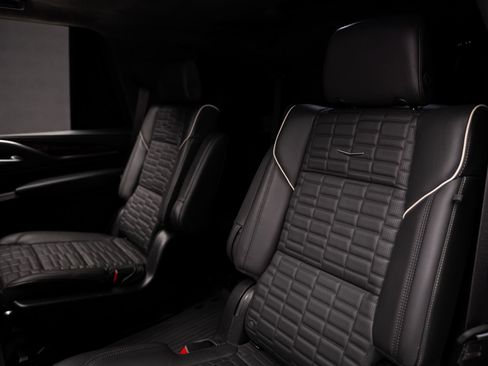 Used 2023 Cadillac Escalade Sport Platinum w/ LPO, ONYX Package AWD/4WD image 70