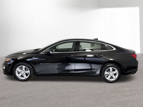 Used 2025 Chevrolet Malibu LS image 28
