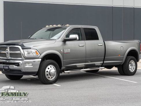Used 2013 RAM 3500 Laramie AWD/4WD image 1