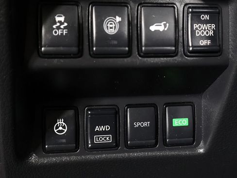 Used 2017 Nissan Rogue SV AWD/4WD image 39