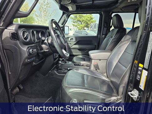Used 2021 Jeep Wrangler Unlimited Sahara w/ Cold Weather Group AWD/4WD image 11