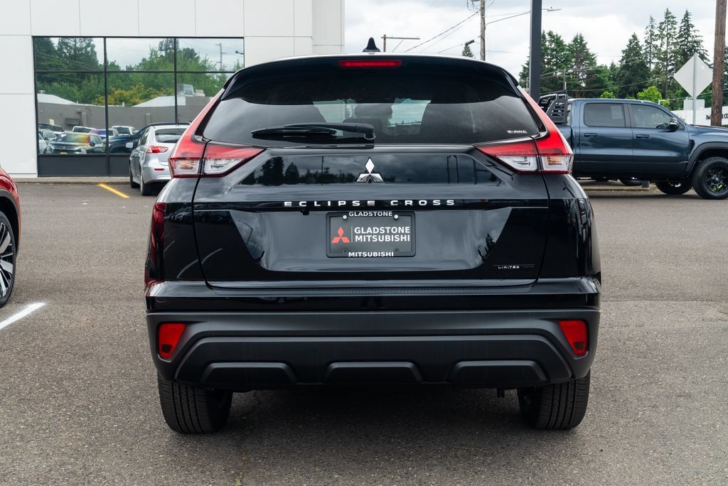 New 2026 Mitsubishi Eclipse Cross LE AWD/4WD image 5