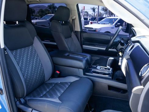Used 2019 Toyota Tundra SR5 w/ SR5 Upgrade Package AWD/4WD image 35