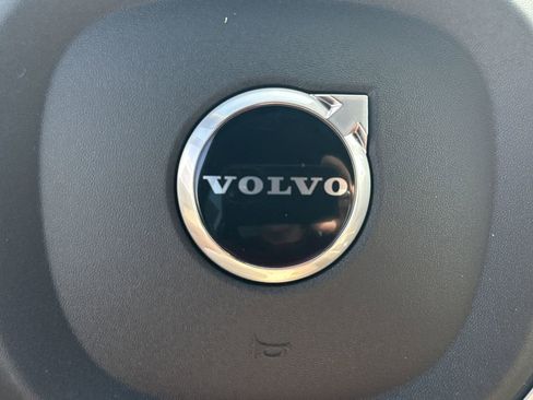 New 2026 Volvo XC90 B6 Plus w/ Protection Package Premier image 22