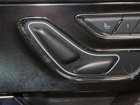 Used 2022 Lincoln Corsair AWD w/ Equipment Group 101A image 17