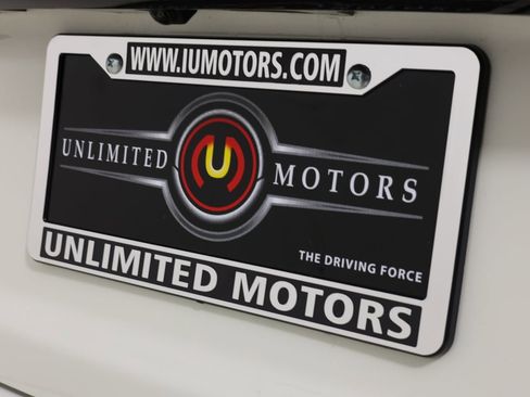 Used 2021 Nissan Maxima SR w/ Sport Mat Group image 20