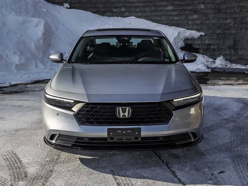 Used 2024 Honda Accord EX-L image 3