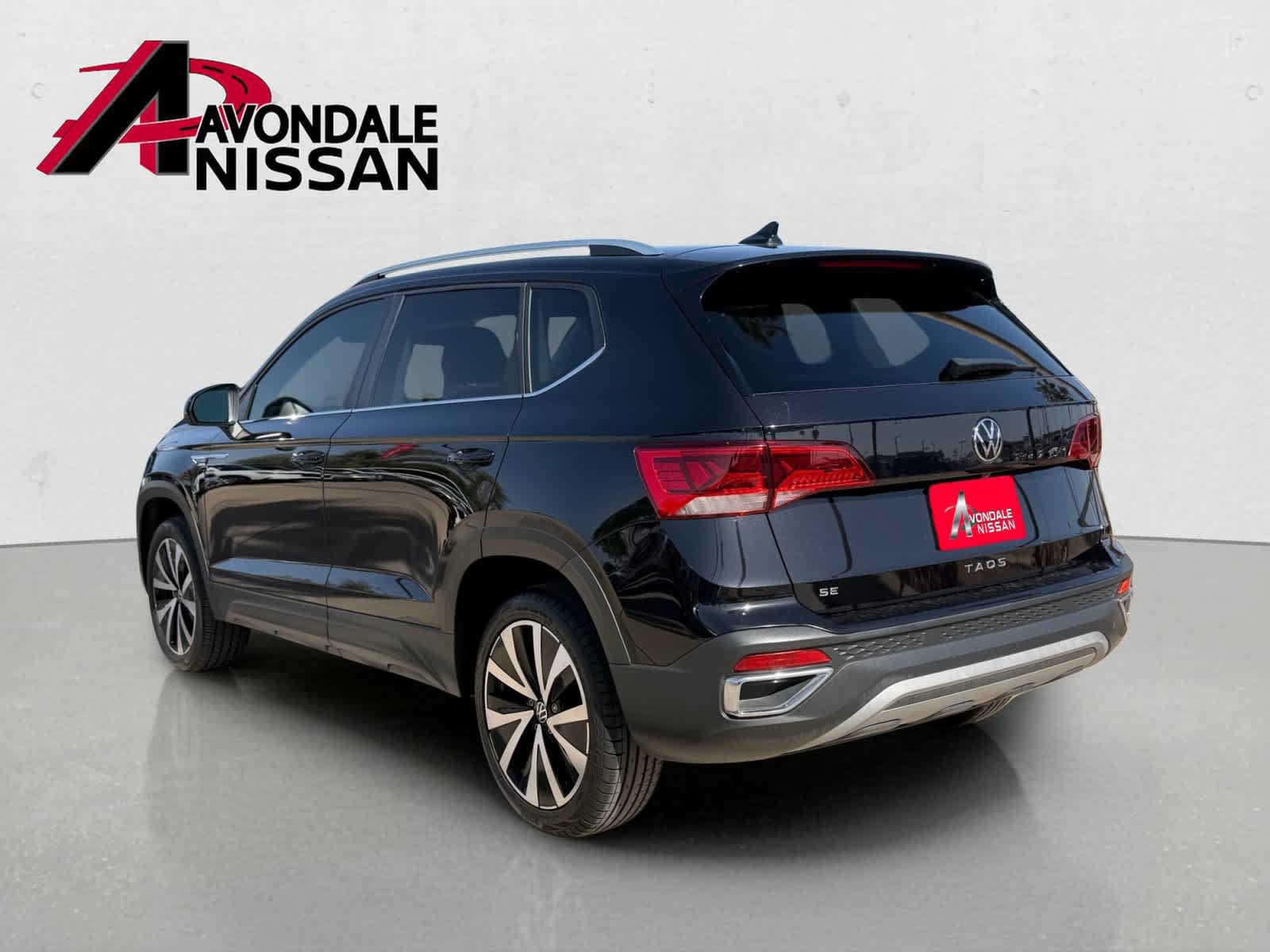 Used 2022 Volkswagen Taos SE FWD image 4