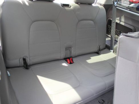 Used 2004 Ford Explorer Sport XLT AWD/4WD image 19
