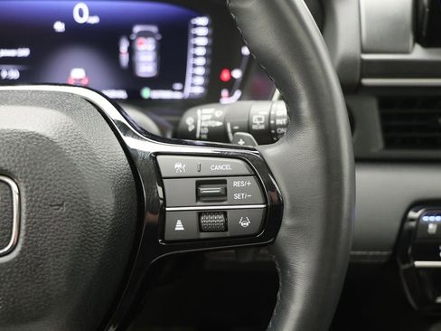 Used 2024 Honda Pilot Elite image 23