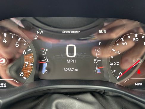 Used 2025 Jeep Compass Limited AWD/4WD image 13