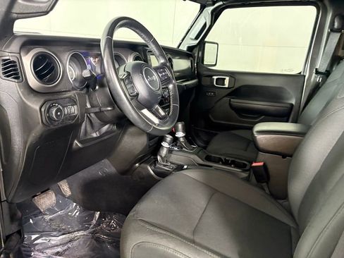 Used 2021 Jeep Wrangler Unlimited Sport AWD/4WD image 22