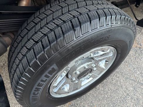 Used 2009 Ford F350 Cabela's image 32