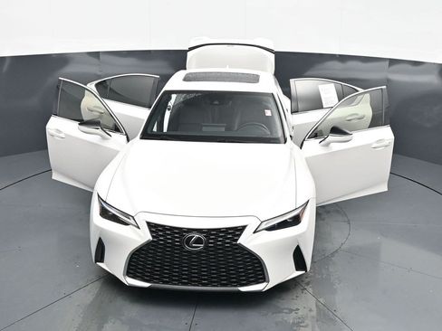 Used 2023 Lexus IS 300 w/ Comfort Package RWD image 30
