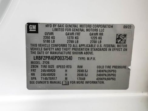 Used 2023 Buick Envision Essence w/ Sport Touring Package AWD/4WD image 51