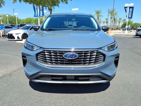 Certified 2024 Ford Escape Active FWD image 2