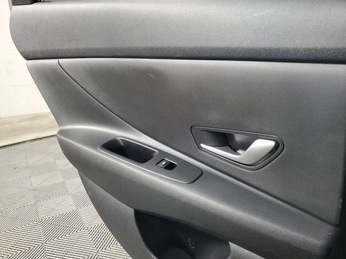 Used 2023 Hyundai Elantra SEL FWD image 15