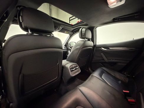 Used 2018 Maserati Ghibli image 28