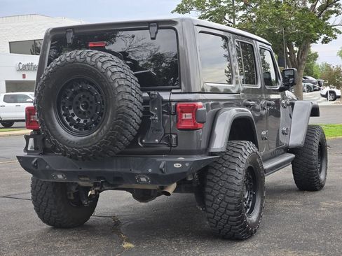 Used 2018 Jeep Wrangler Unlimited Rubicon AWD/4WD image 4