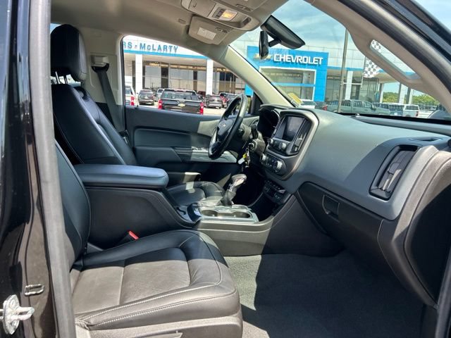 Used 2022 Chevrolet Colorado Z71 AWD/4WD image 32