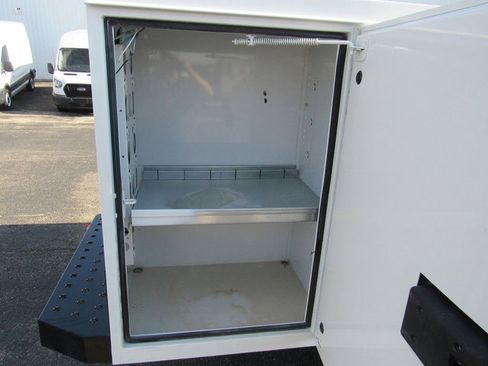 Used 2024 RAM 4500 SLT w/ Quick Order Package 2YG SLT image 23