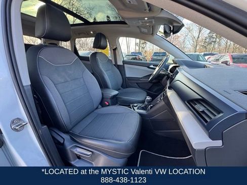 Certified 2023 Volkswagen Taos SE w/ Panoramic Sunroof Package AWD/4WD image 28