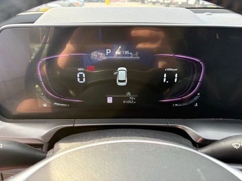 Used 2025 Kia Telluride S FWD image 15