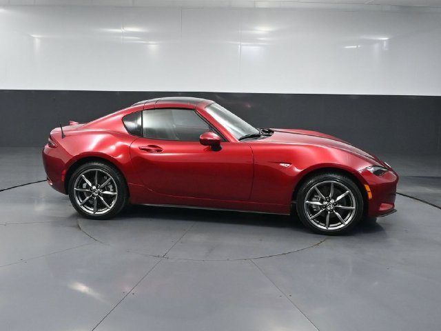 Used 2022 MAZDA MX-5 Miata RF Grand Touring RWD image 3