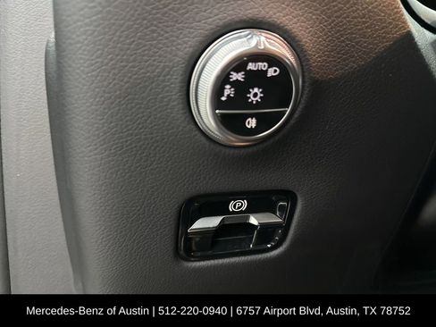 Certified 2023 Mercedes-Benz GLC 300 image 19