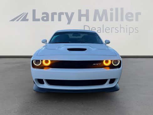 Used 2015 Dodge Challenger SRT Hellcat image 8