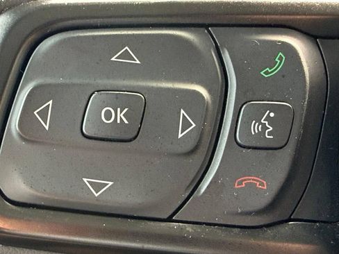 Used 2024 Jeep Wrangler Unlimited Rubicon 4xe AWD/4WD image 19