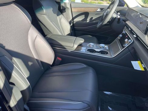 New 2026 Genesis GV80 2.5T Advanced AWD/4WD image 30